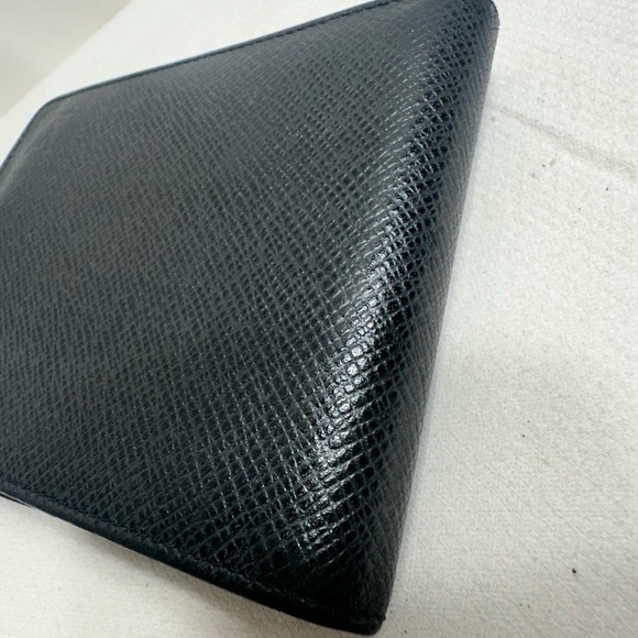 Louis Vuitton Wallet - Picture 6 of 11